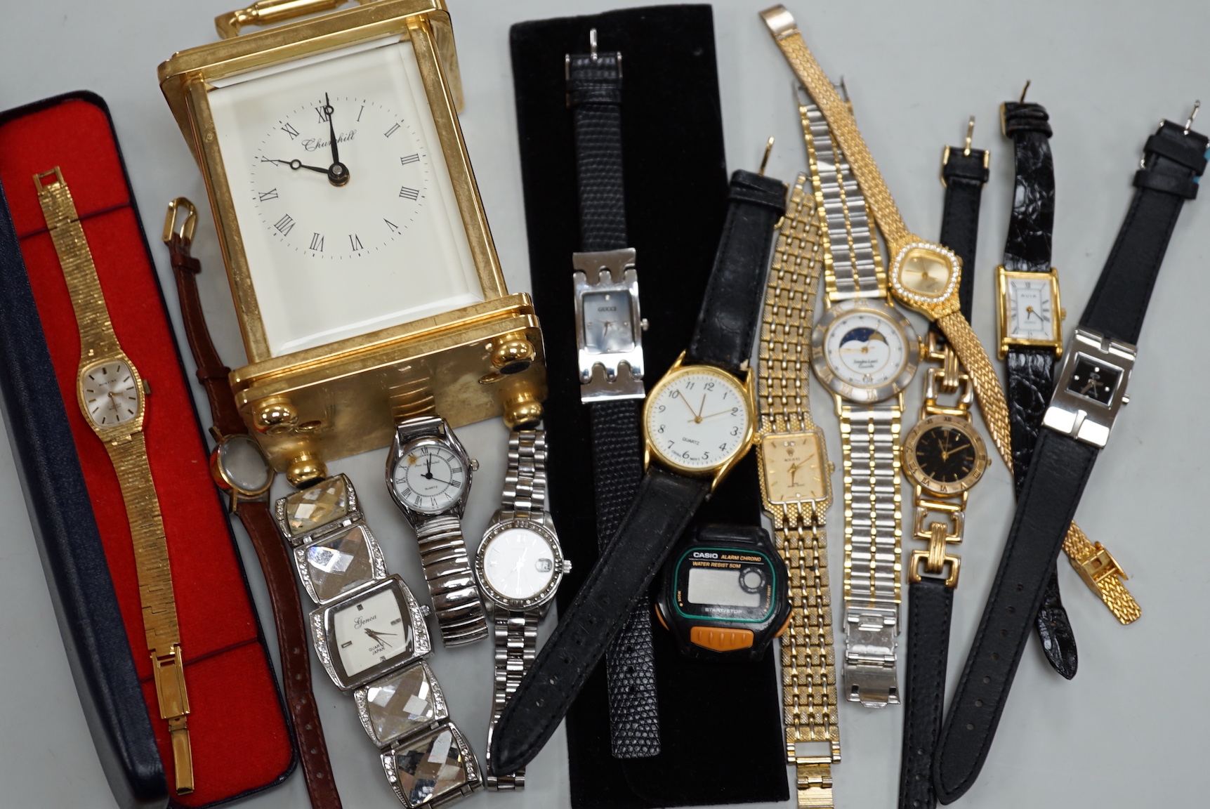 A modern brass cased carriage timepiece and a quantity of assorted lady's and gentleman's modern wrist watches.
